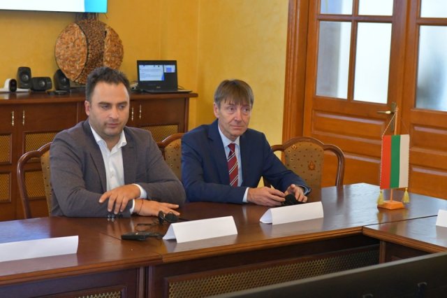 Project launch conference